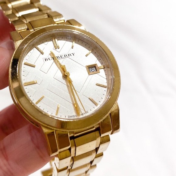euc Burberry gold steel watch auth designer main image 15
